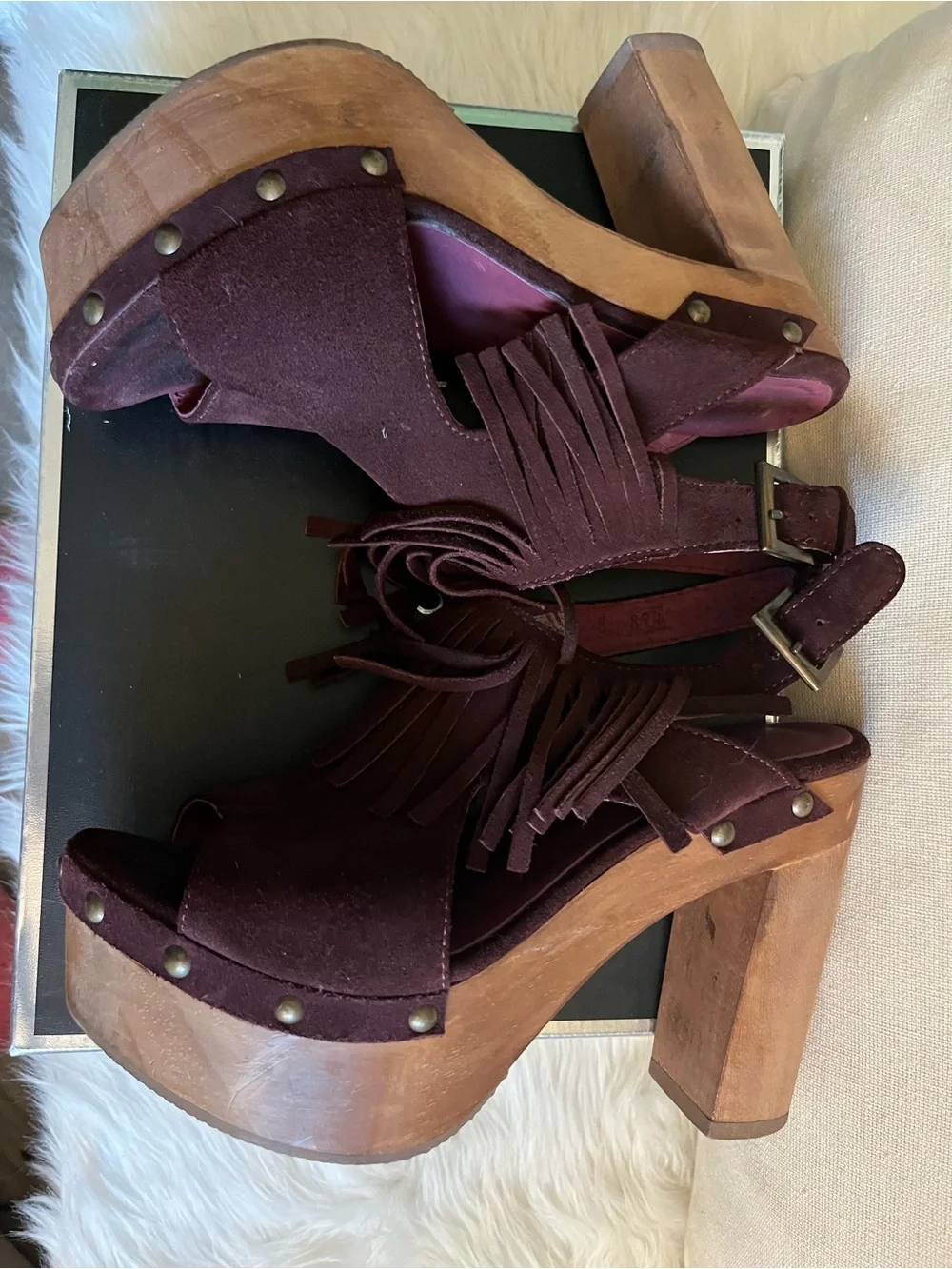 Five Worlds burgundy suede